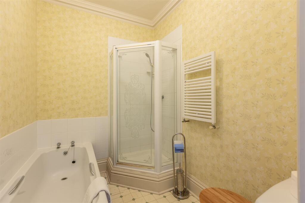 Highcliffe Manor Bedroom 2-3.jpg