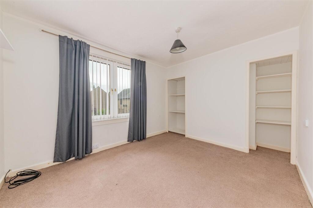28 Ballindean Crescent Dundee-7.JPG