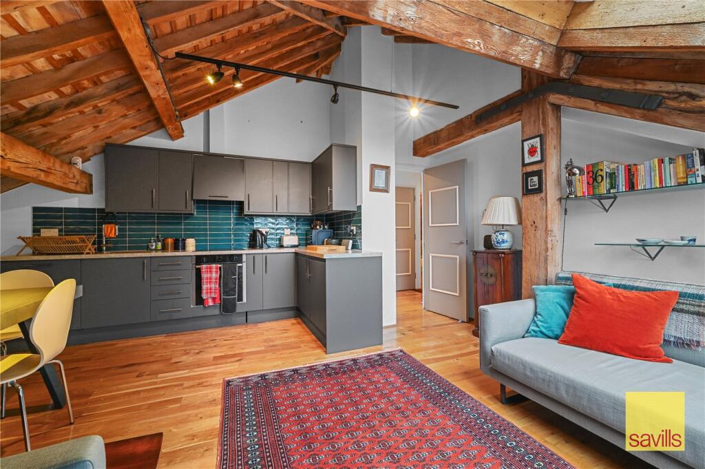 Reception/Kitchen