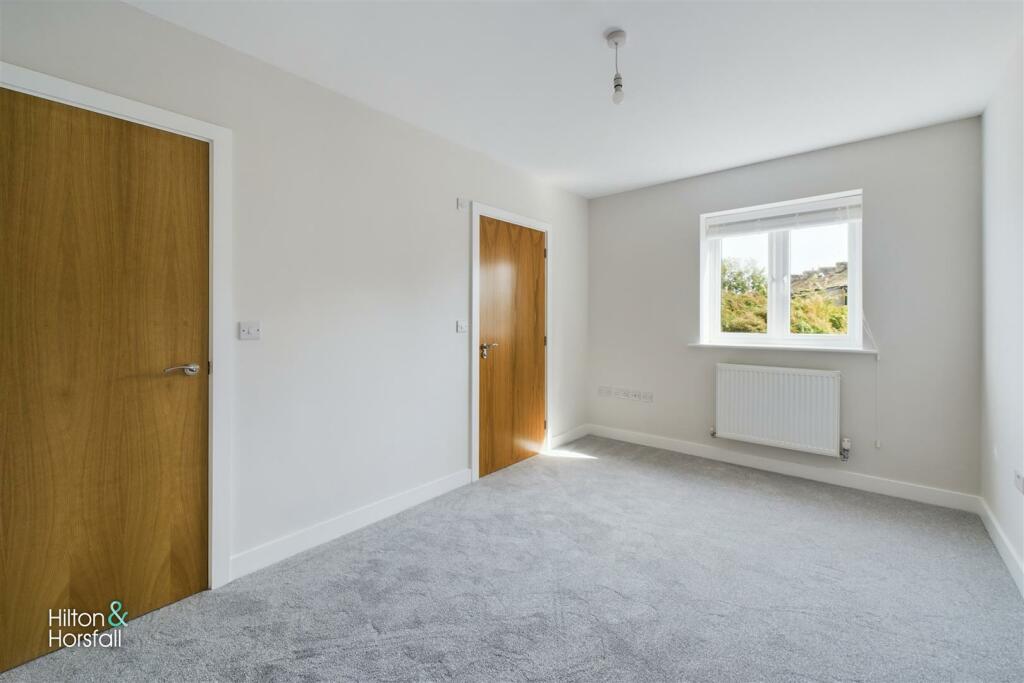 Millers Green, Worsthorne - Plot 5