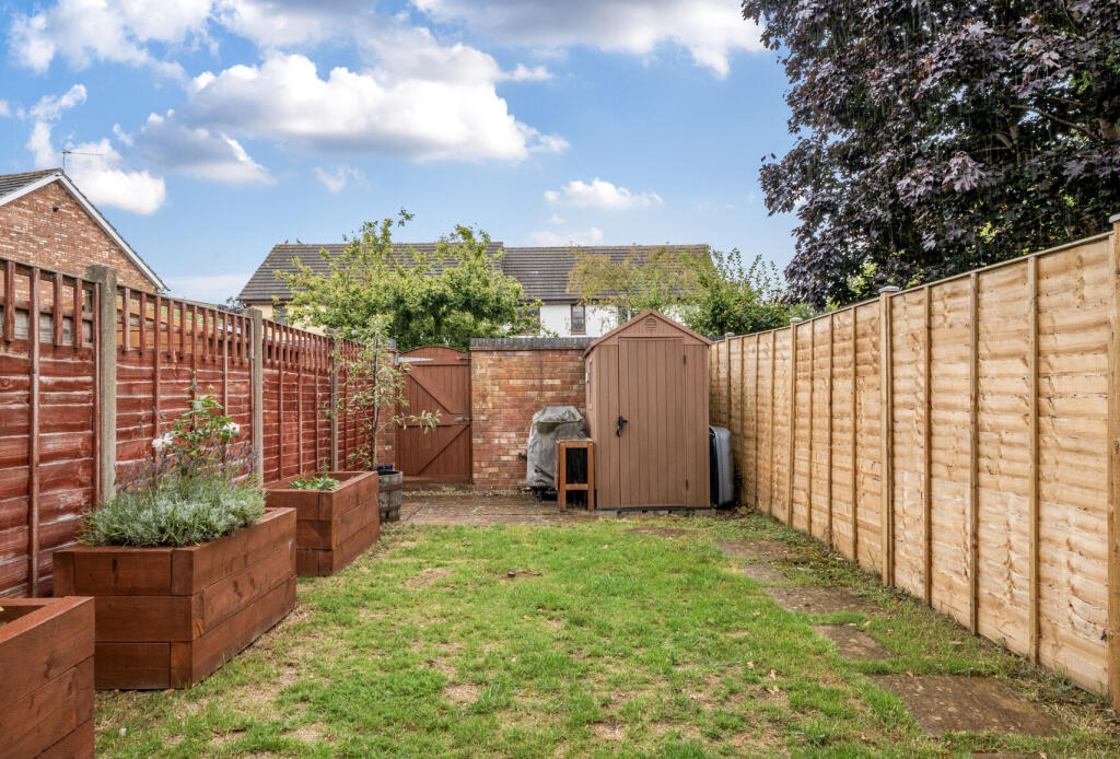 1346682-5-68b7170...