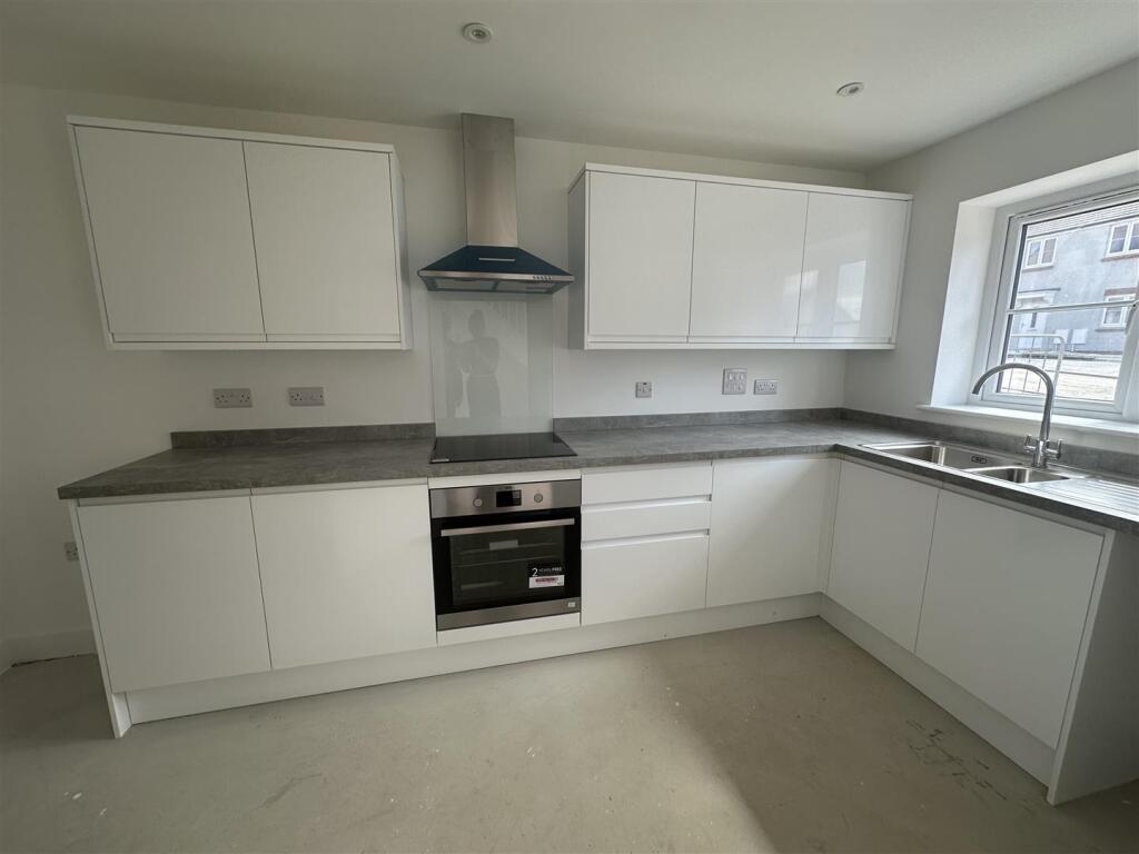 Plot 375 kitchen 1.jpeg