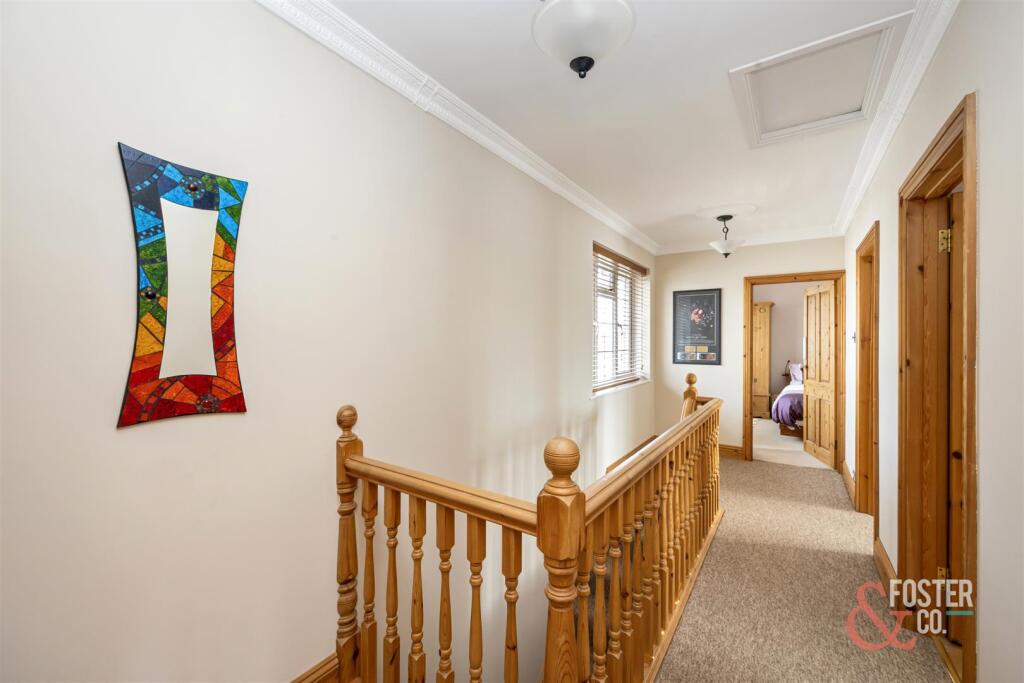 Whitethorn Drive, 9-016.jpg