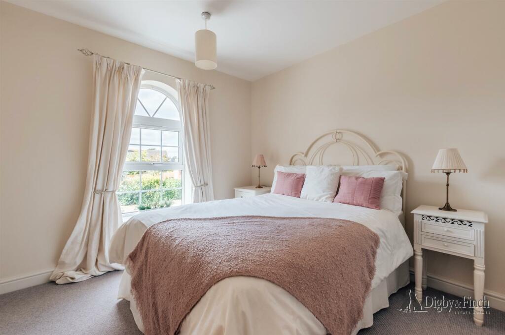 3 Witchley Close -59.jpg