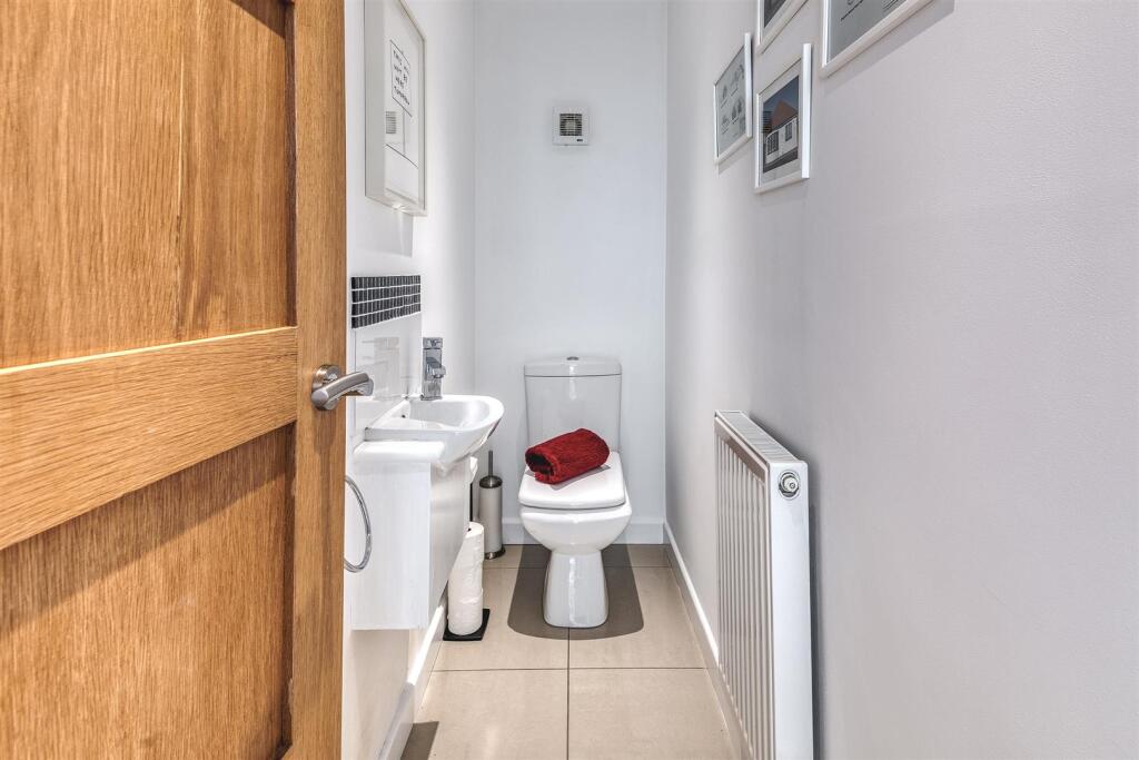 Fitted Guest Cloakroom