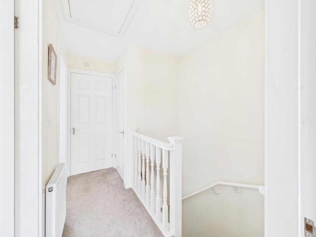 CAM03813G0-PR0121-STILL017