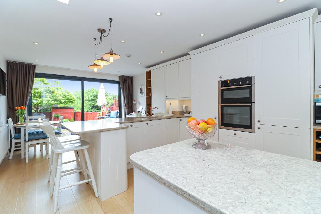 Kitchen/breakfast rm