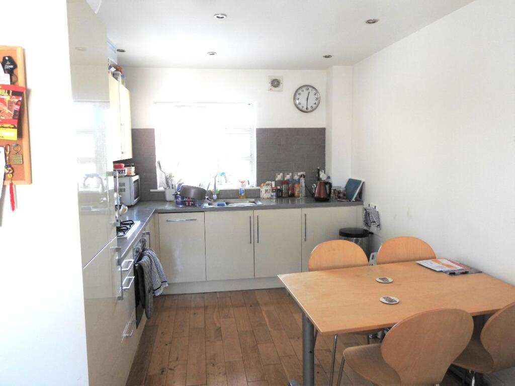 Gloucester Road 12, 288, Horfield, Bristol