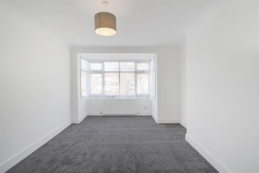 70 Oldborough Road - uTR8dnYdcNdUybMoH2R3.jpg