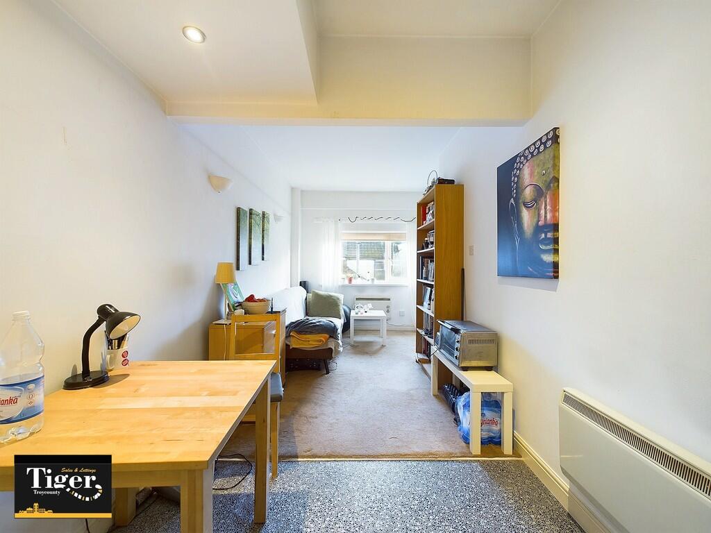 CAM03440G0-PR0263...