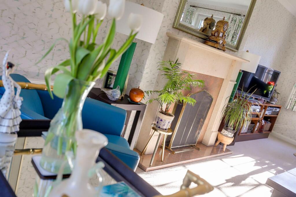 sitting room d.JPG