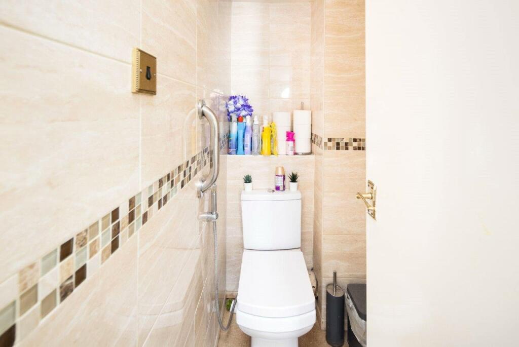Toilet