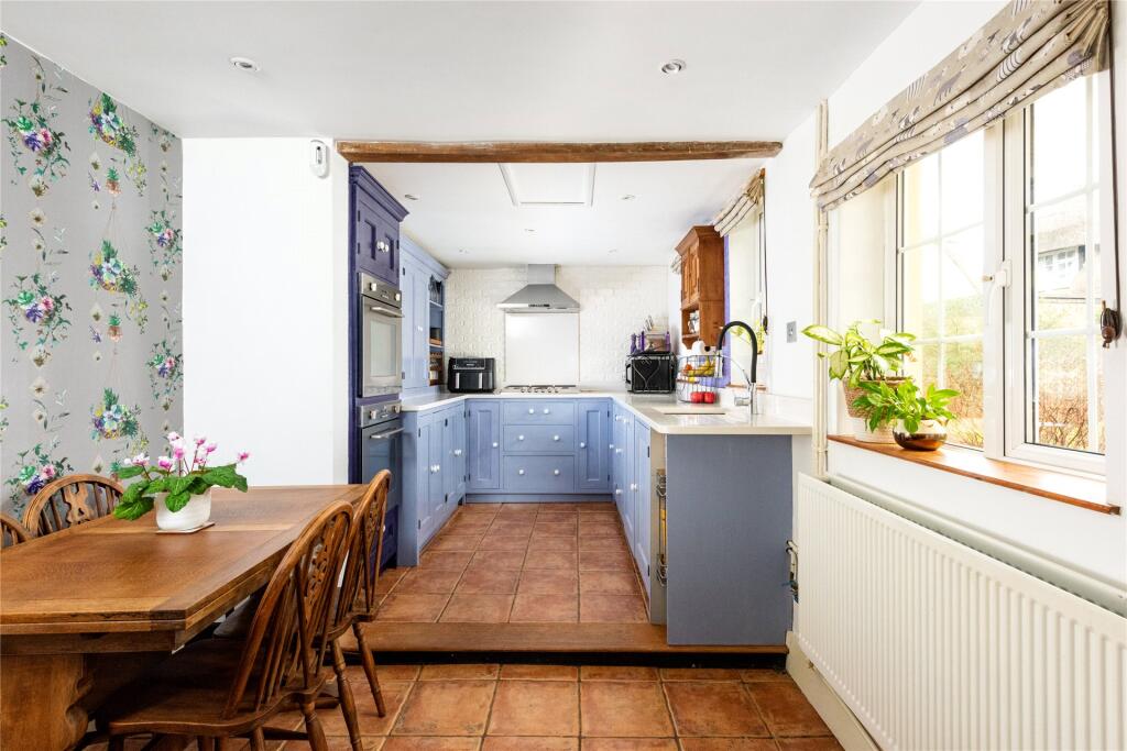 Kitchen/Breakfast