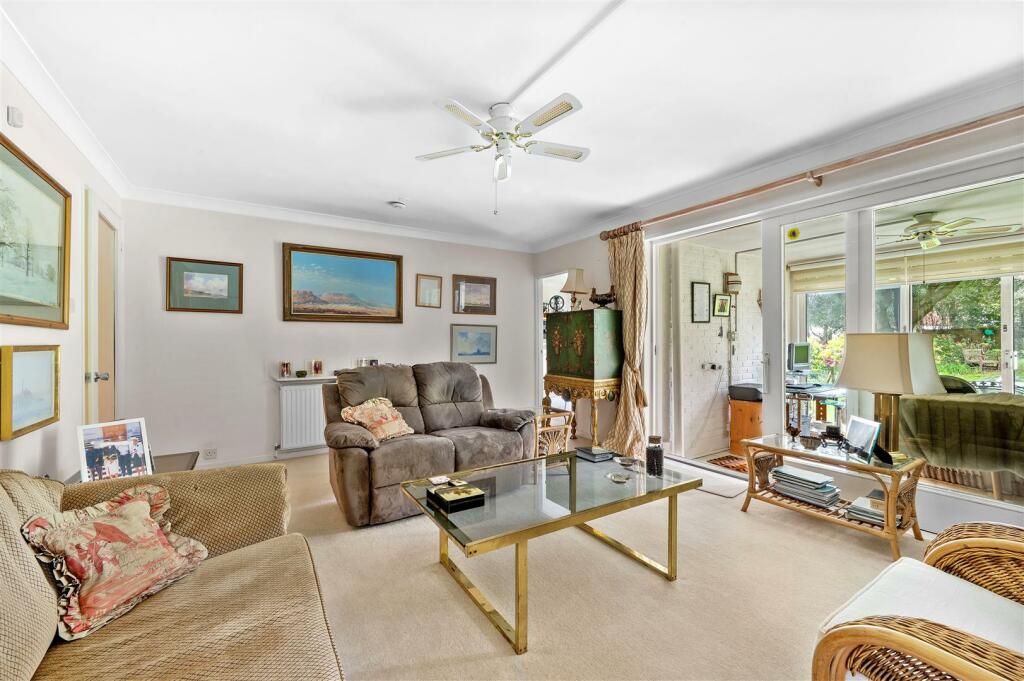 Flat 2, Marlborough House,11.jpg