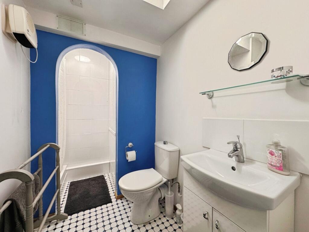 Harbour towers sh...