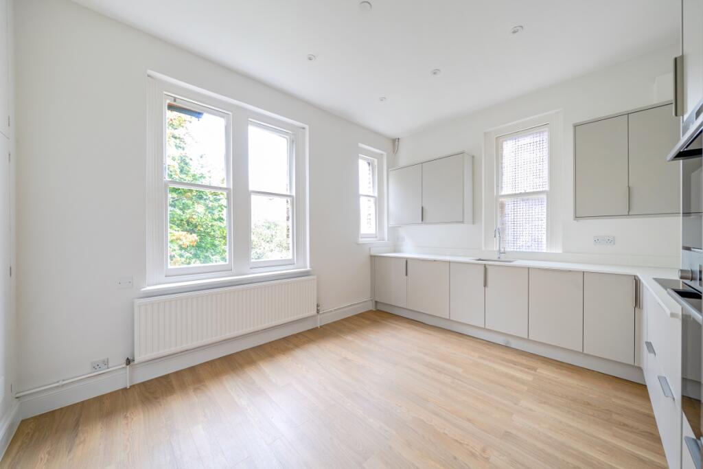 1363833-11-68ecc1...