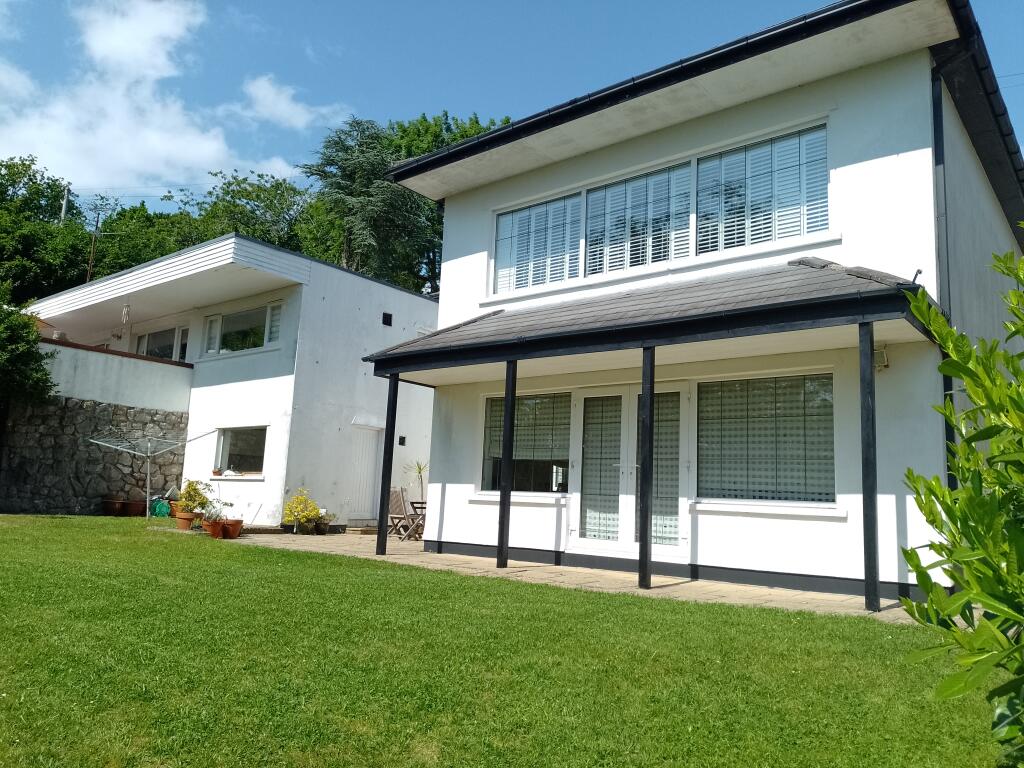 Park Rd, Dinas Powys, CF64 4HJ