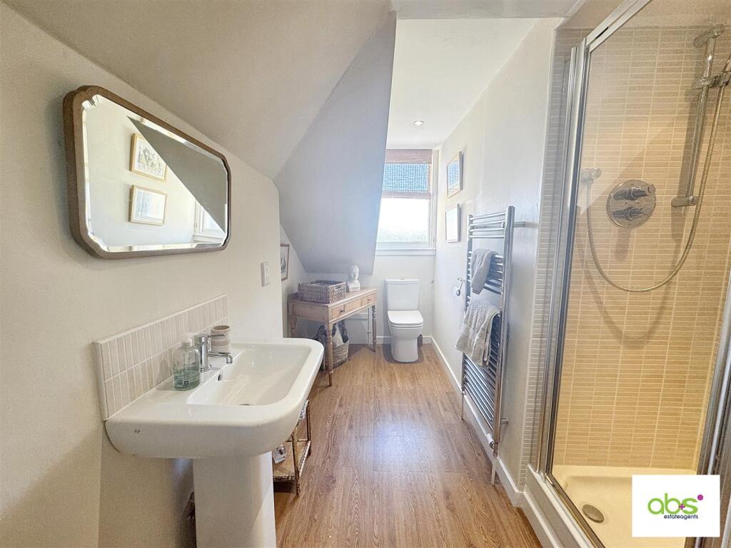 shower room.jpg