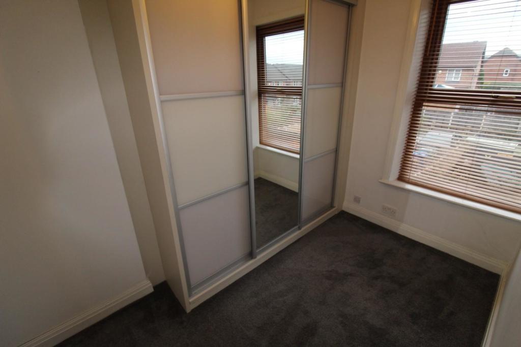 71 Longsight Rd