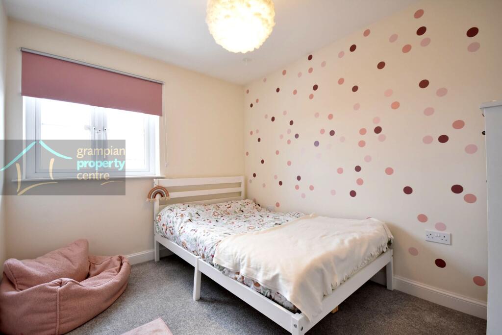bed 3.JPG