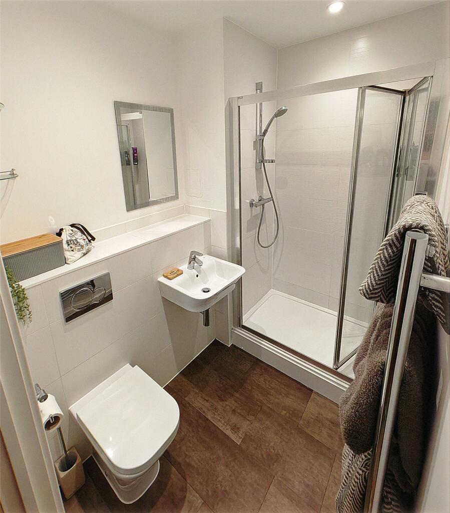 Ensuite