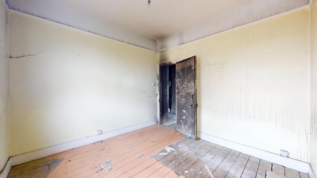 9 Arragon Gardens, Streatham, London, SW16 5LY