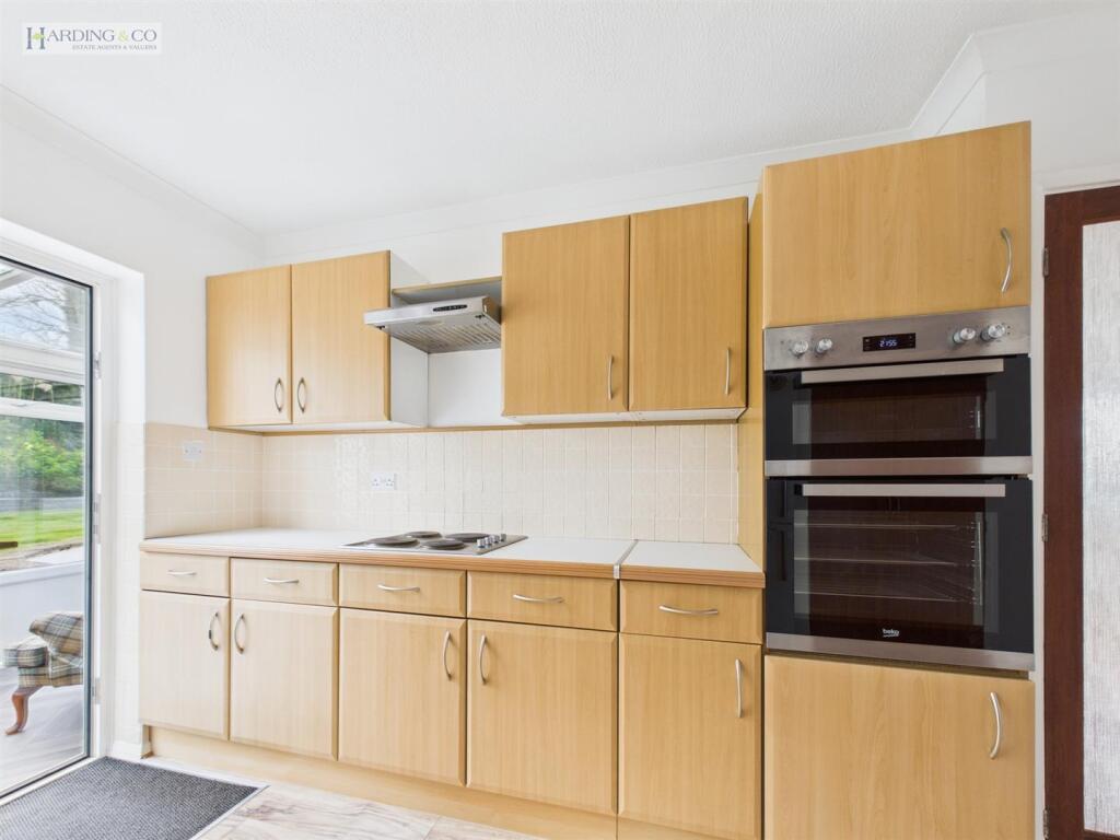 Kitchen Diner .5.jpg