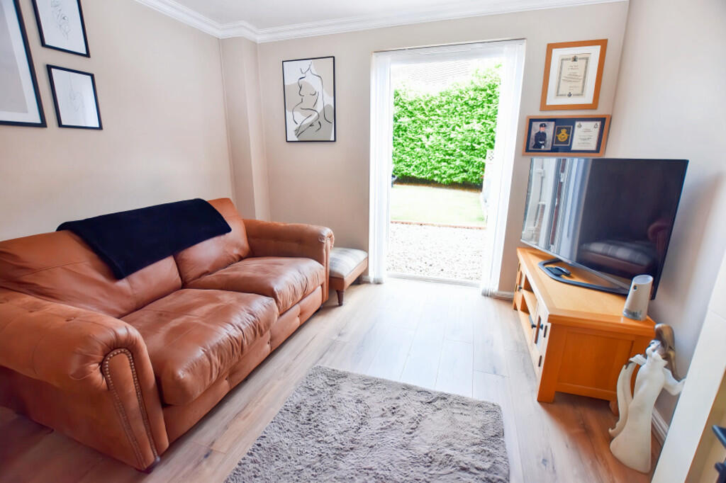 Lounge 4