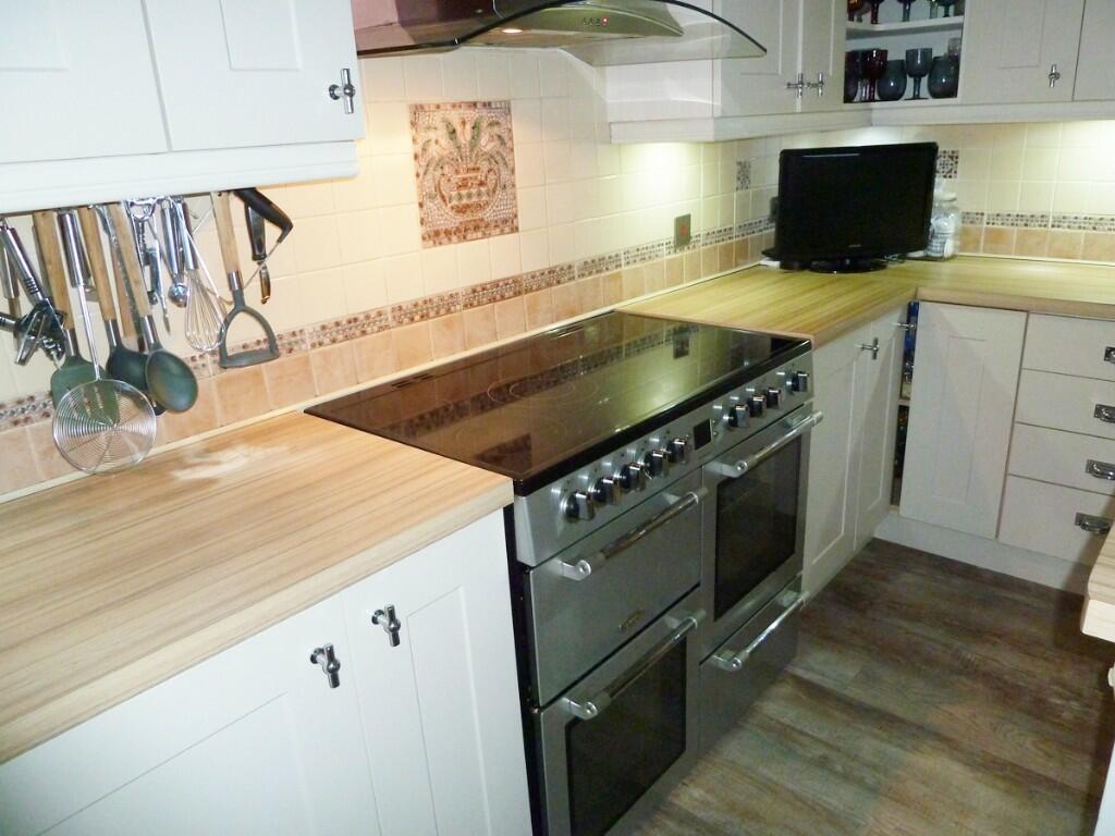 Electric range