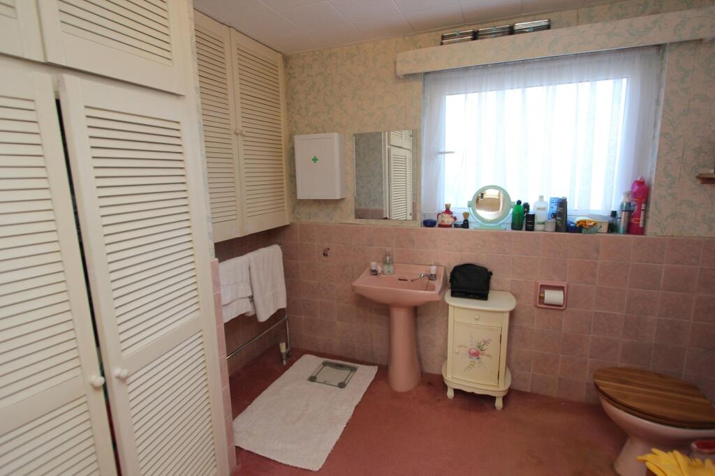 Bathroom 2