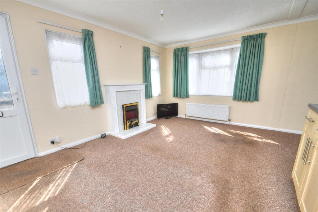 DSC_8687_Smooth 3.jpg