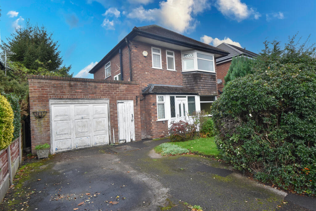 Calderbank Avenue, Urmston, M41