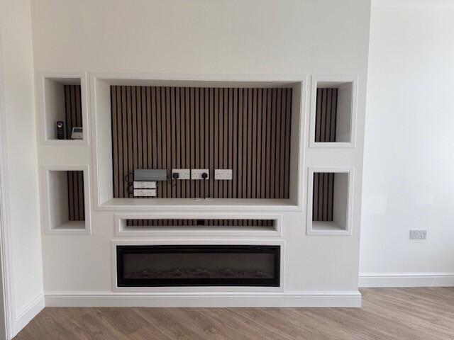 Lounge Fire &amp; Entertainment Area