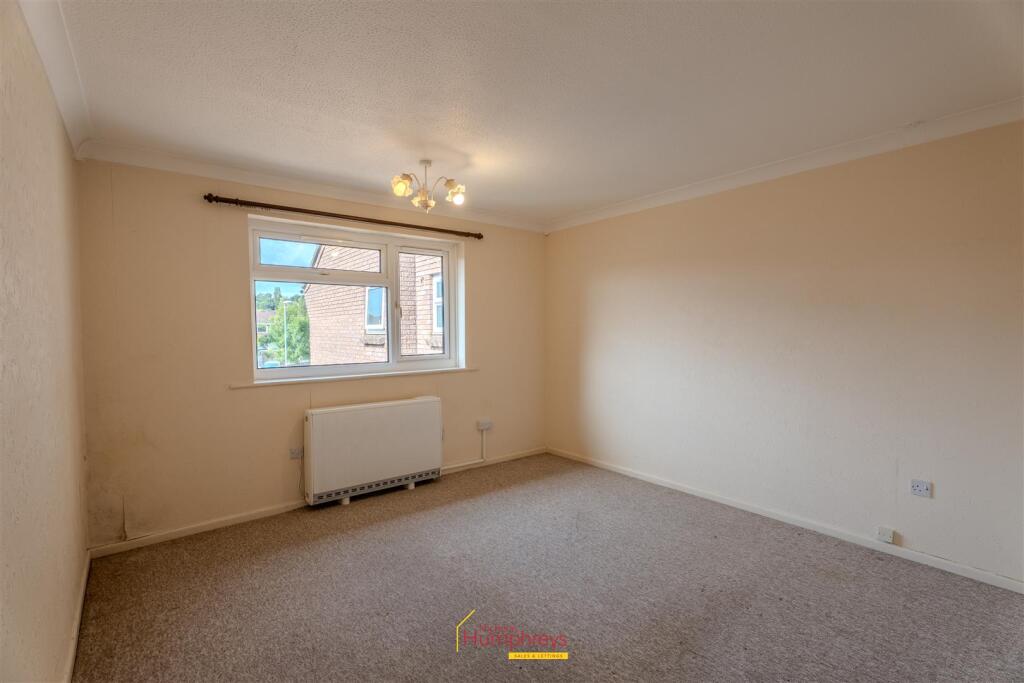 74 Leigh Gardens-07.jpg