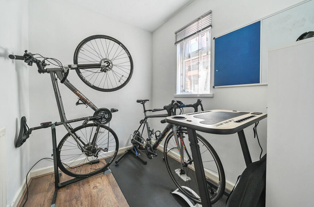 1324328-18-6877a6...