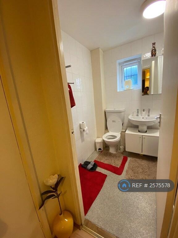 Bathroom/Toilet