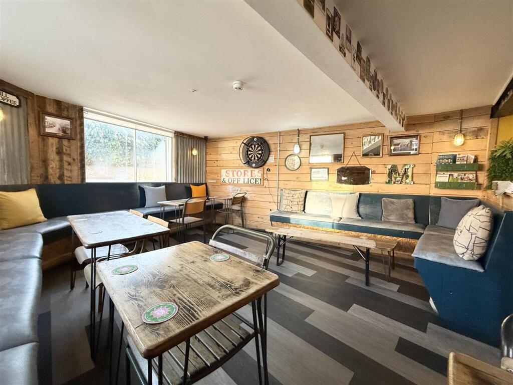 Bar/Restaurant