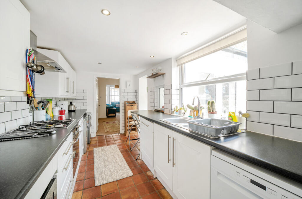 1307012-18-68501b...