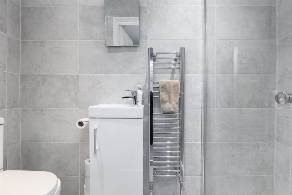 82 Whinbush Road-3.jpg