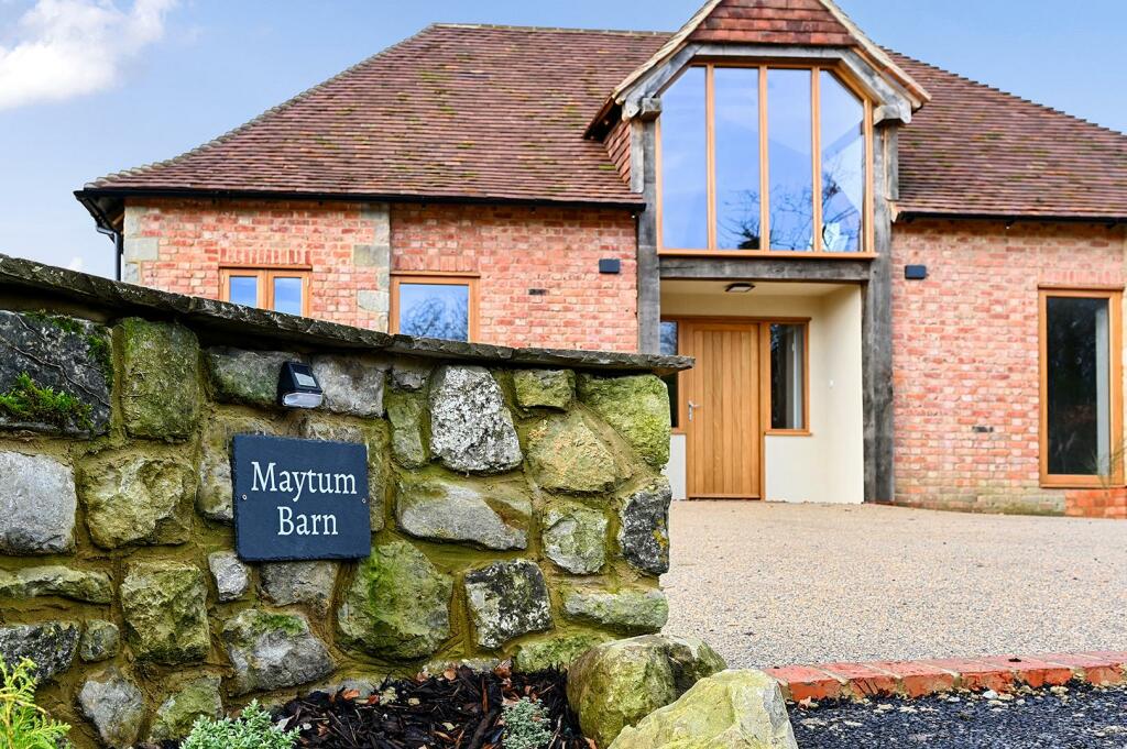 MAYTUM BARN - VANITY LANE - LINTON - MAIDSTONE - M