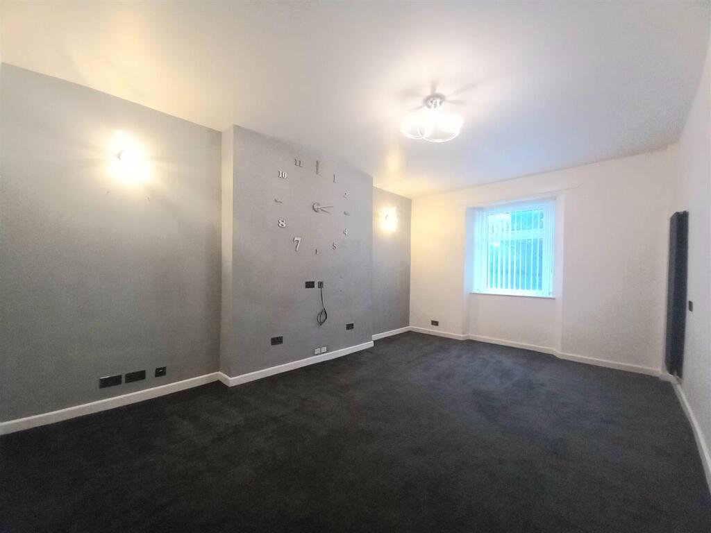 5 Calf Street Lounge.jpg