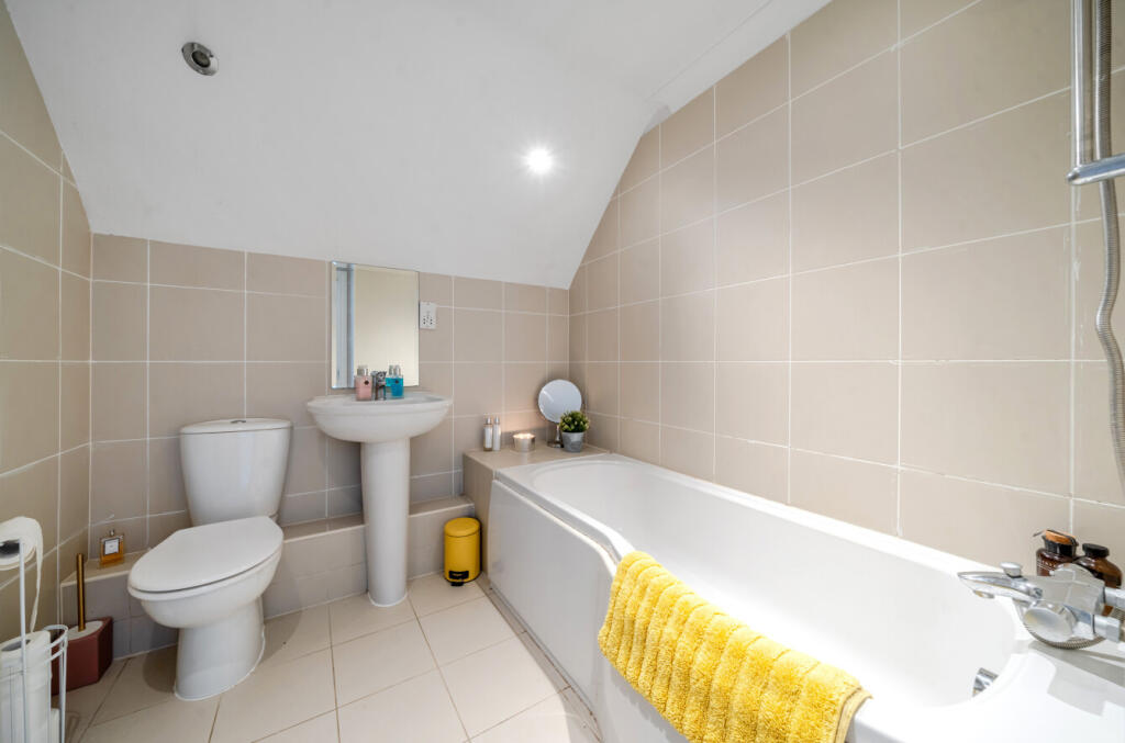 1341241-20-68af51...