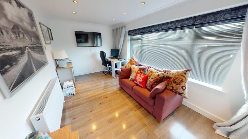 Seacroft Crescent Ground Floor Bedroom