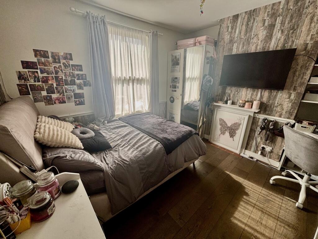 Bed 2