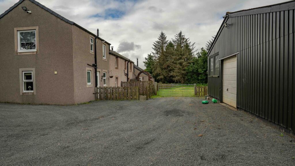 Parking / Property / Garage