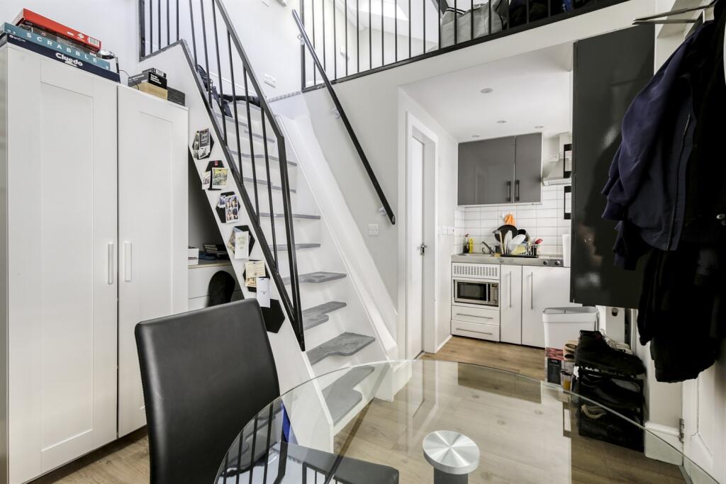 Leigh Street, WC1H