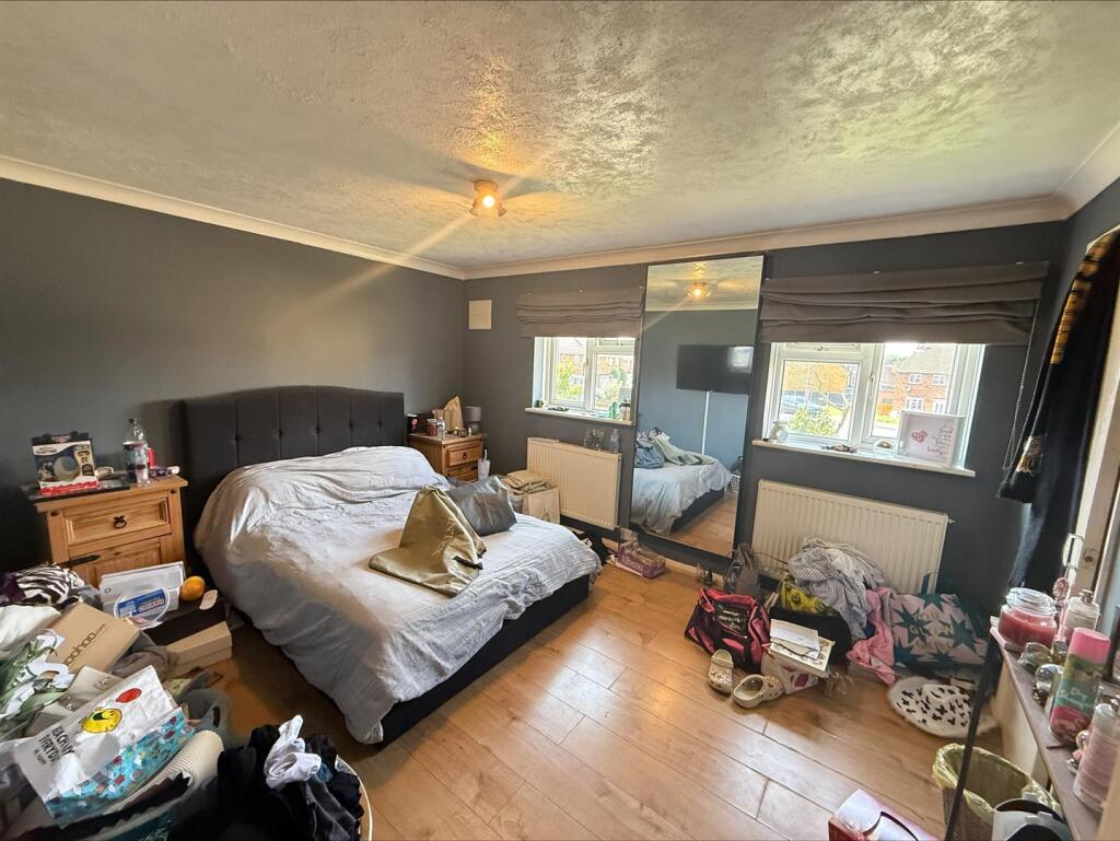 processed-007E9148-C02C-47D7-A5AC-C1724E5E015E.jpe