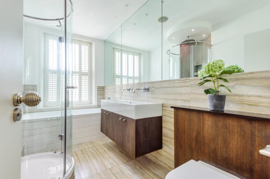 62b2eb779e5d7-l-8637