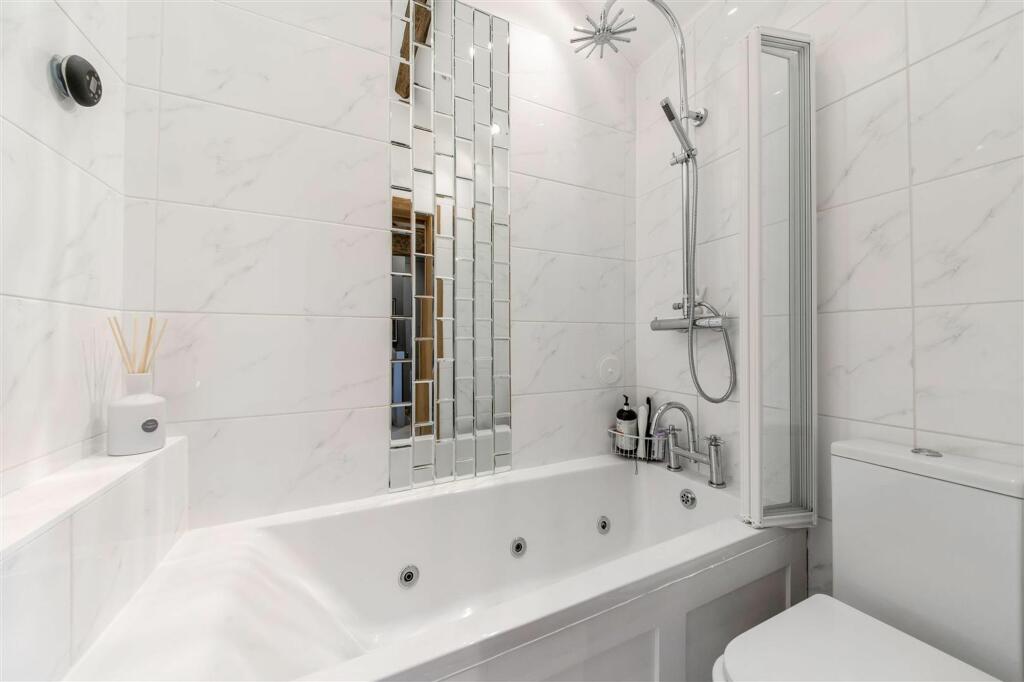 EN-SUITE BEDROOM THREE