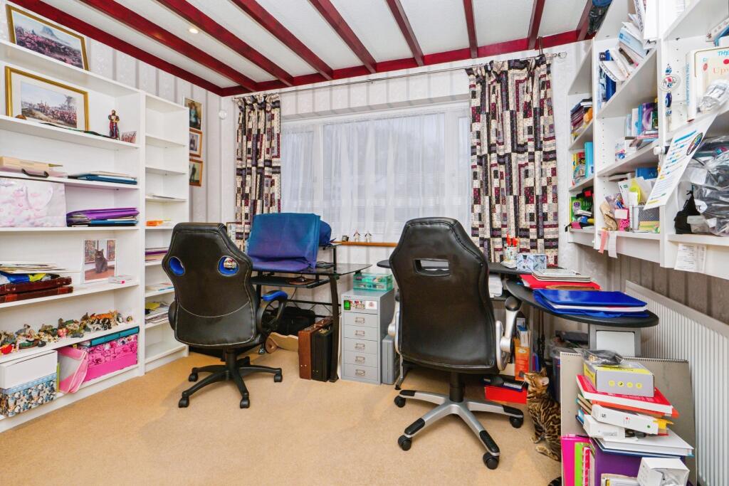 31 Lonsdale Avenue, Margate CT9 3BY